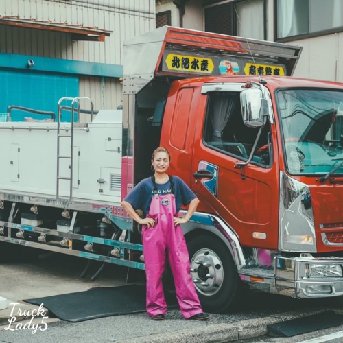 TRUCKLADY5 instagram (3)